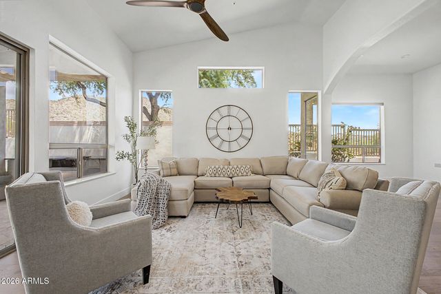 13782 E LAUREL Lane, Scottsdale, AZ 85259