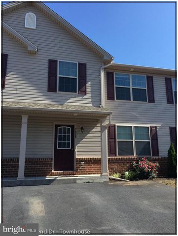 6438 CREEKBEND, Mechanicsburg, PA 17050