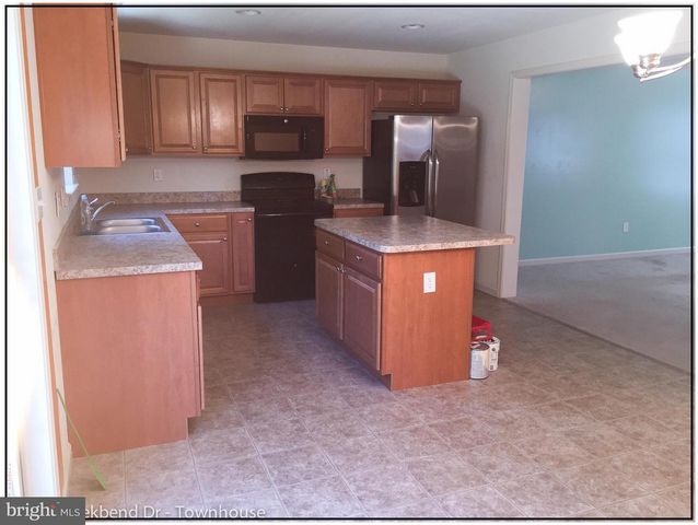 6438 CREEKBEND, Mechanicsburg, PA 17050