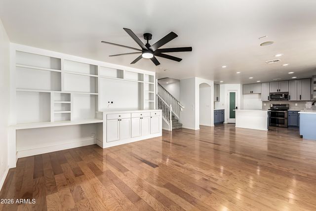 4208 S SAWMILL Road, Gilbert, AZ 85297