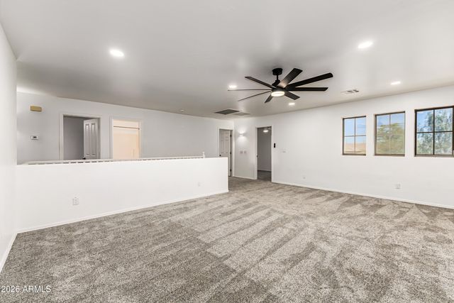 4208 S SAWMILL Road, Gilbert, AZ 85297