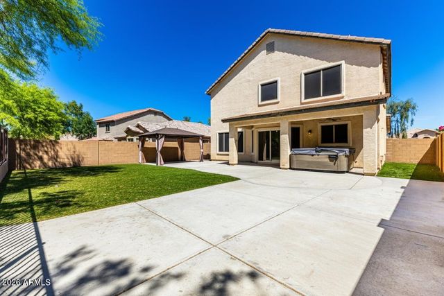 4208 S SAWMILL Road, Gilbert, AZ 85297