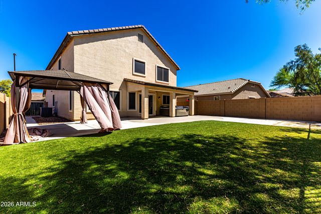 4208 S SAWMILL Road, Gilbert, AZ 85297