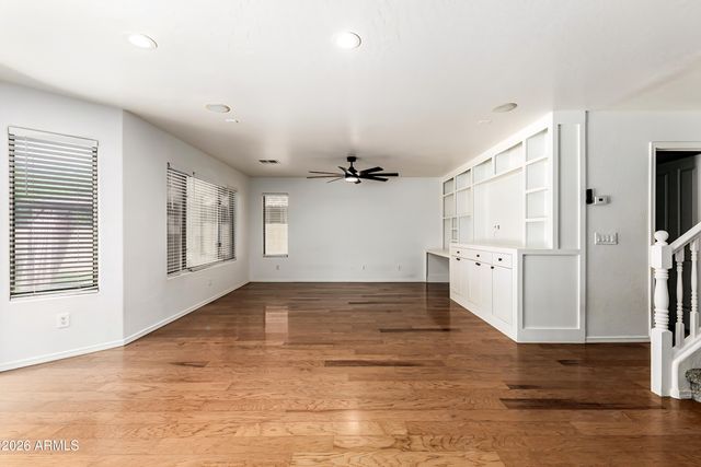 4208 S SAWMILL Road, Gilbert, AZ 85297