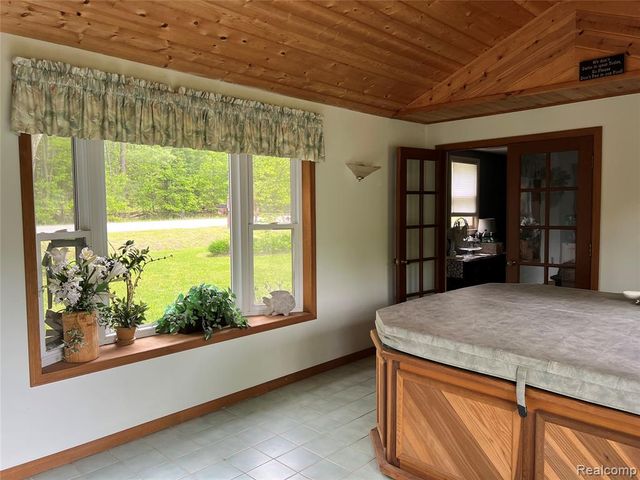 4564 Wildwood Road, Alger, MI 48610