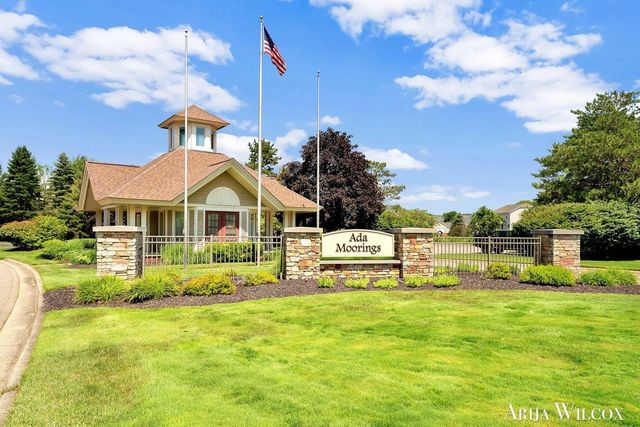 926 Dogwood Meadows Drive Se 45, Ada Twp, MI 49301