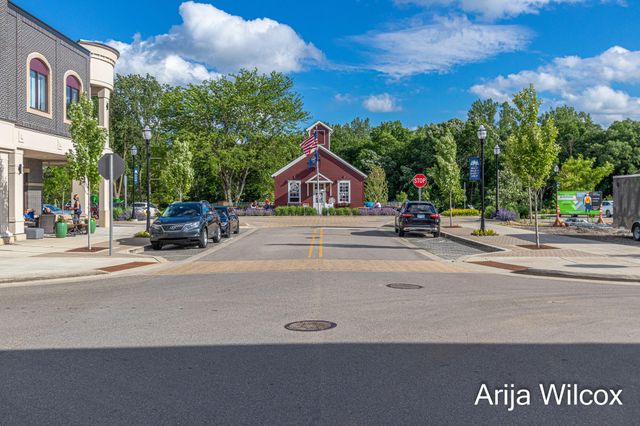 926 Dogwood Meadows Drive Se 45, Ada Twp, MI 49301