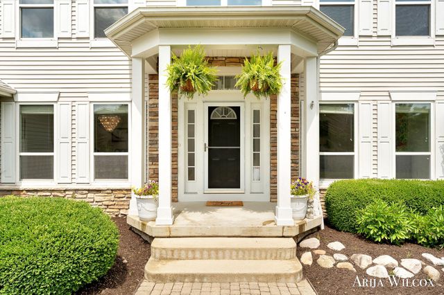 926 Dogwood Meadows Drive Se 45, Ada Twp, MI 49301