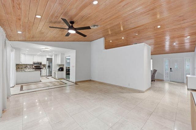 10740 NW 19th Street, Coral Springs, FL 33071