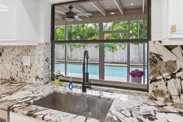 10740 NW 19th Street, Coral Springs, FL 33071
