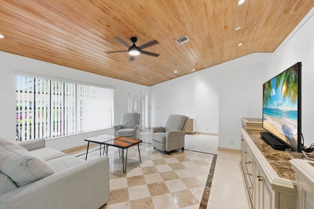 10740 NW 19th Street, Coral Springs, FL 33071