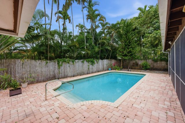10740 NW 19th Street, Coral Springs, FL 33071