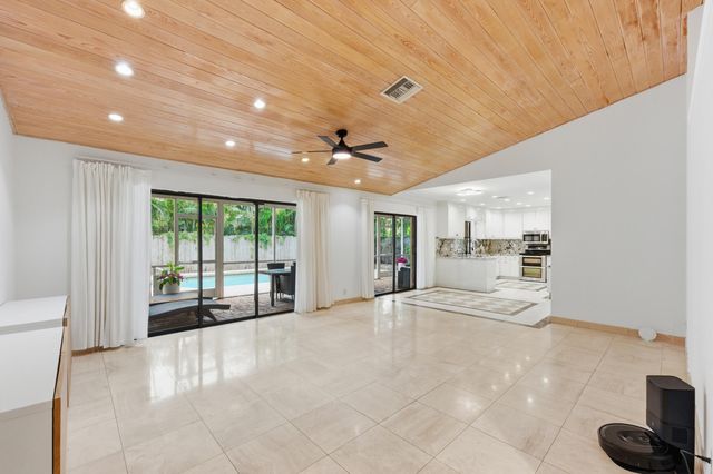 10740 NW 19th Street, Coral Springs, FL 33071