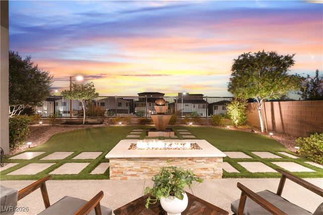 6194 Amber View Street, Las Vegas, NV 89135