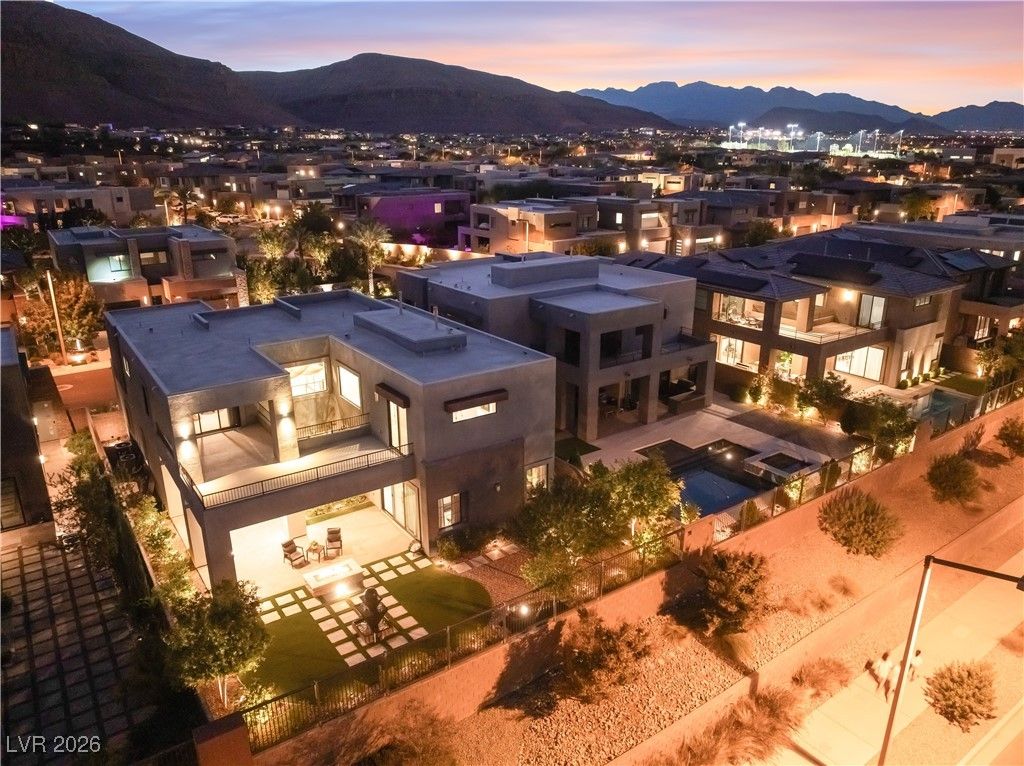 6194 Amber View Street, Las Vegas, NV 89135