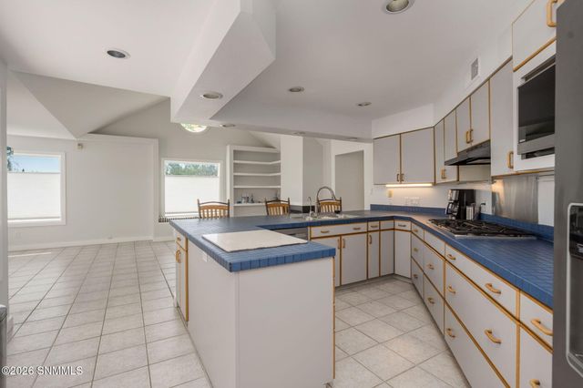 140 Horseshoe Circle, Las Cruces, NM 88007