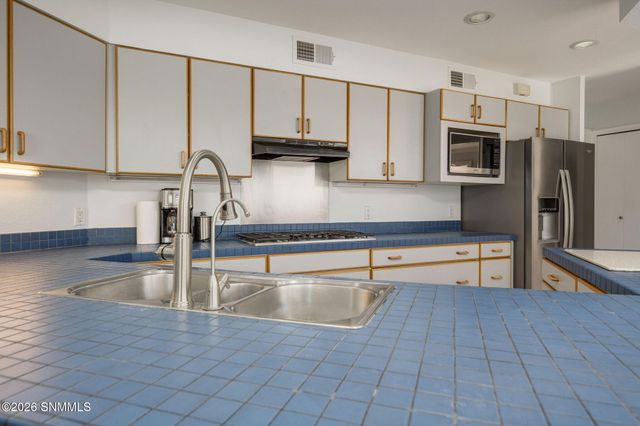 140 Horseshoe Circle, Las Cruces, NM 88007