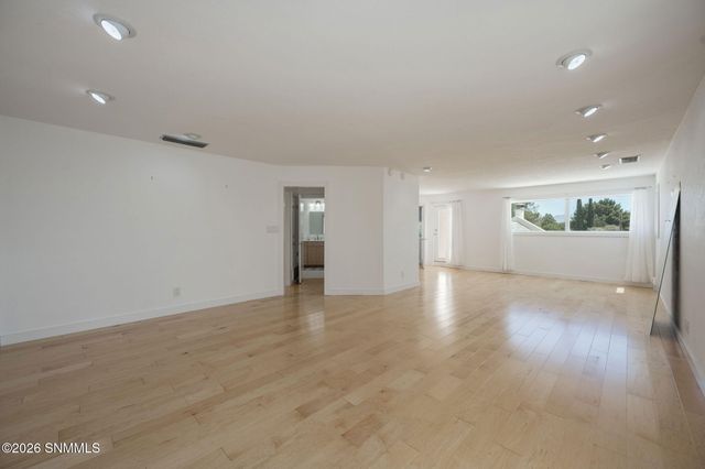 140 Horseshoe Circle, Las Cruces, NM 88007