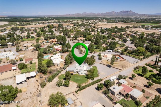 140 Horseshoe Circle, Las Cruces, NM 88007