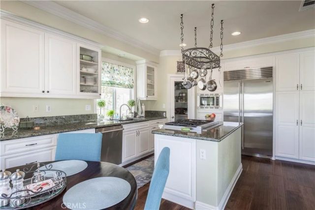 2589 N Promontory, Orange, CA 92867