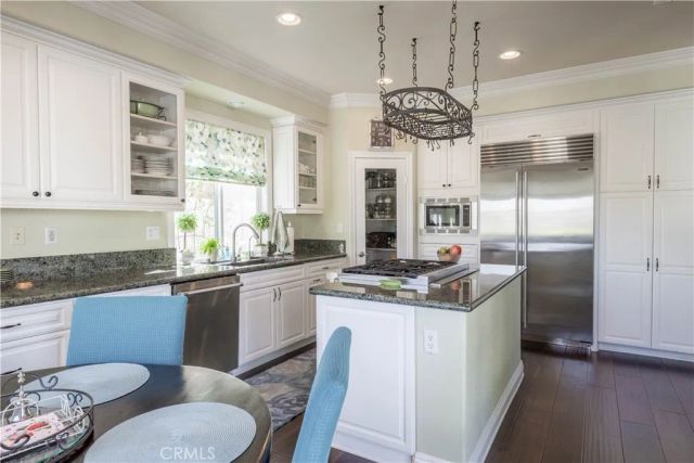 2589 N Promontory, Orange, CA 92867