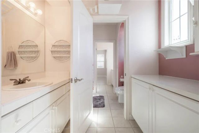 2589 N Promontory, Orange, CA 92867