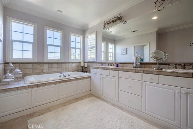 2589 N Promontory, Orange, CA 92867