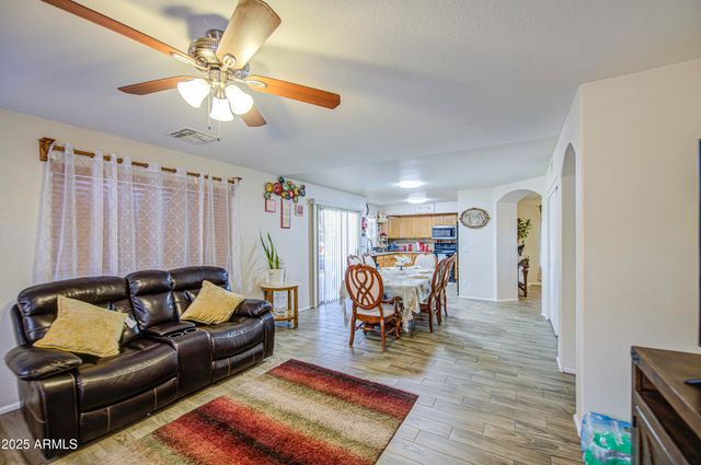 43822 W BAKER Drive, Maricopa, AZ 85138