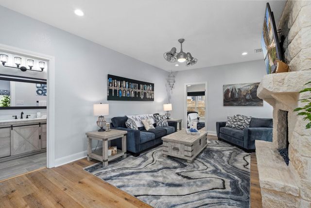 2078 Connie DR, Canyon Lake, TX 78133