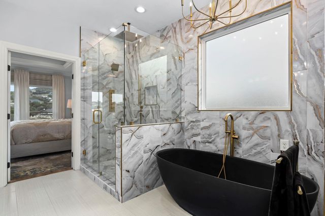 2078 Connie DR, Canyon Lake, TX 78133