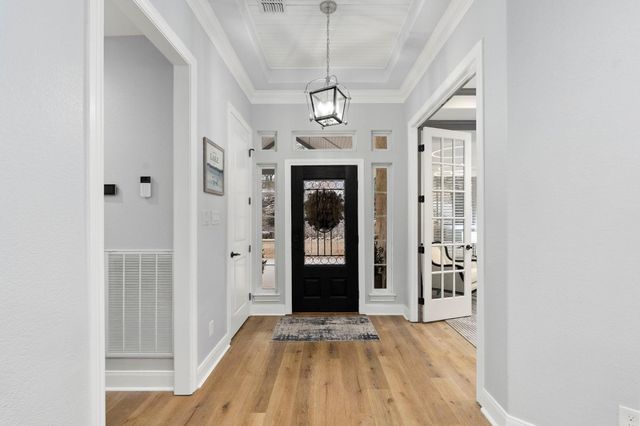 2078 Connie DR, Canyon Lake, TX 78133