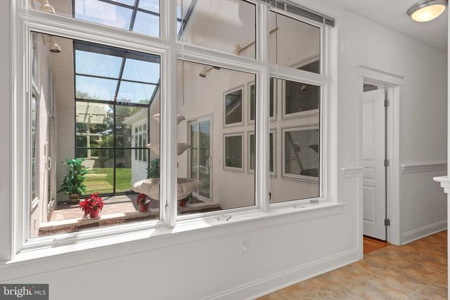 23 DEERFIELD RD, Lancaster, PA 17603