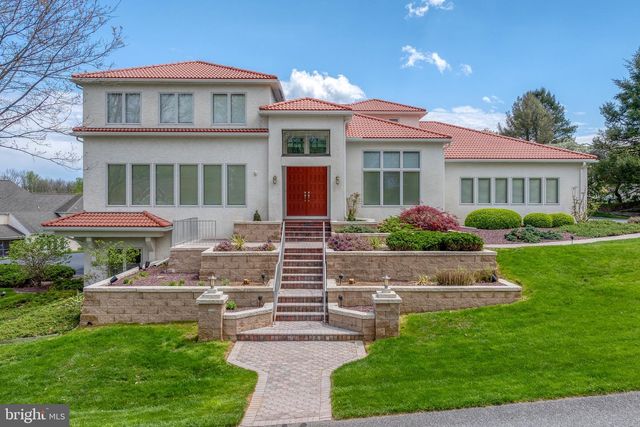 23 DEERFIELD RD, Lancaster, PA 17603