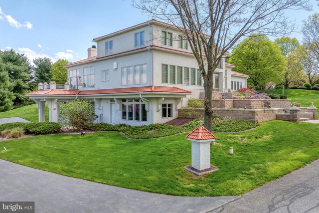 23 DEERFIELD RD, Lancaster, PA 17603