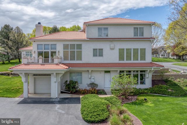 23 DEERFIELD RD, Lancaster, PA 17603