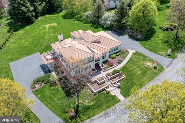 23 DEERFIELD RD, Lancaster, PA 17603