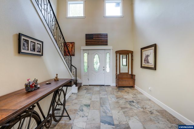 2266 Ironwood St, Eugene, OR 97401