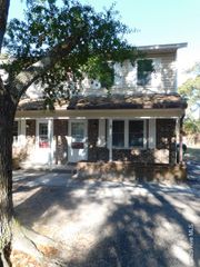 2005 Lennoxville Road B, Beaufort, NC 28516