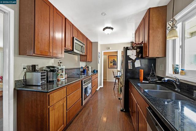 1481 Davis Ave, Concord, CA 94518