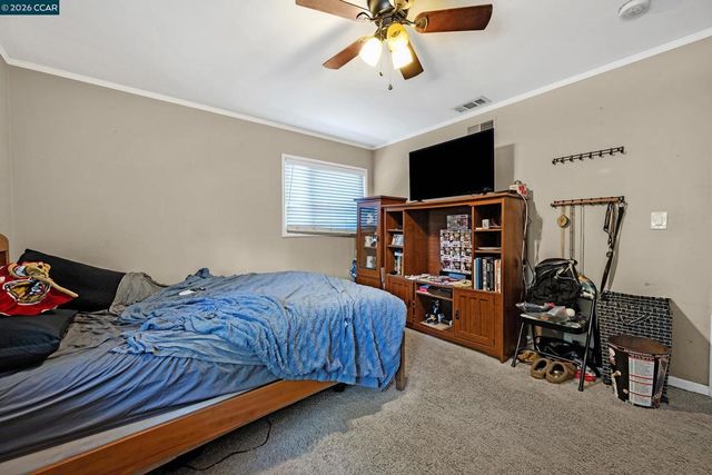 1481 Davis Ave, Concord, CA 94518