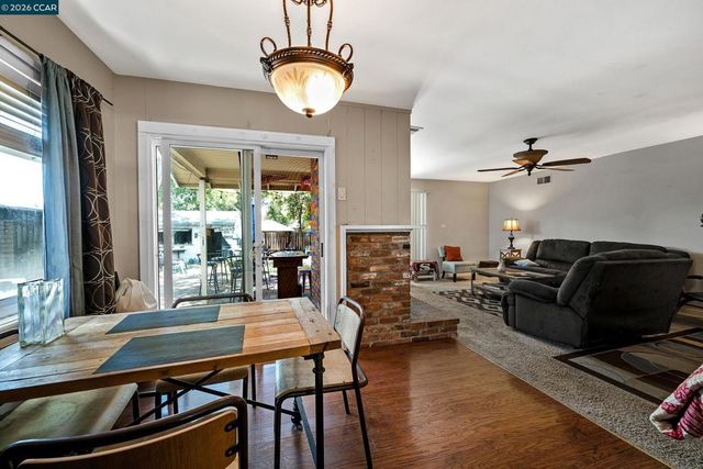 1481 Davis Ave, Concord, CA 94518