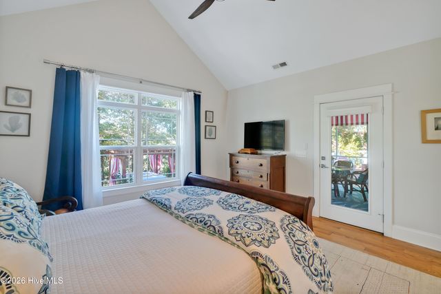 101 Teal Circle, Hampstead, NC 28443