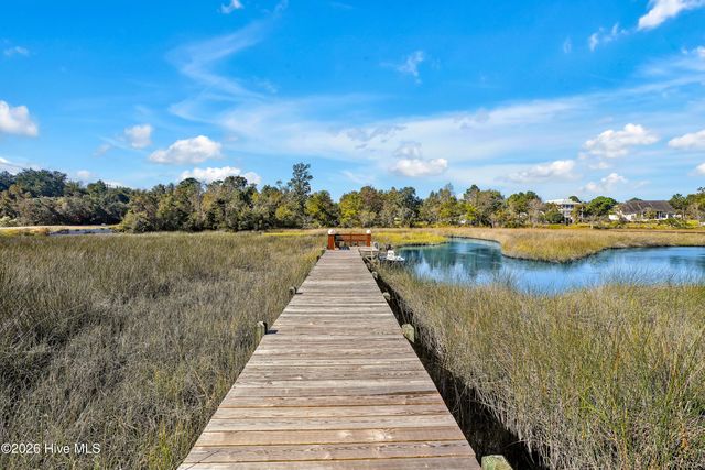 101 Teal Circle, Hampstead, NC 28443