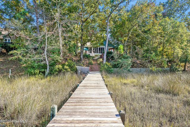 101 Teal Circle, Hampstead, NC 28443