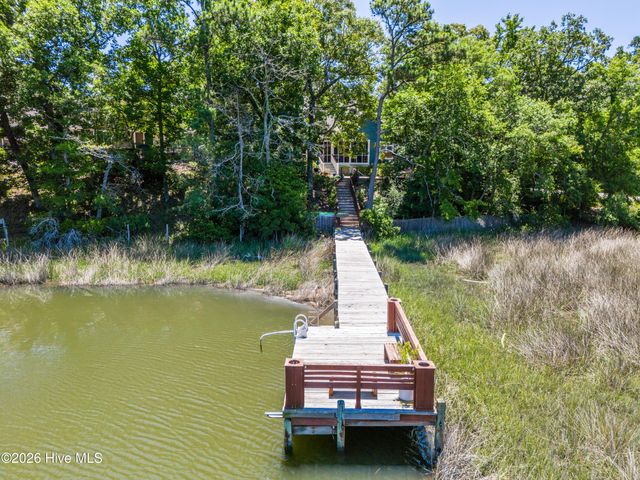 101 Teal Circle, Hampstead, NC 28443