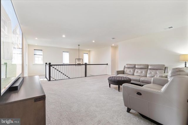 108 NEVERMORE DR, Winchester, VA 22602