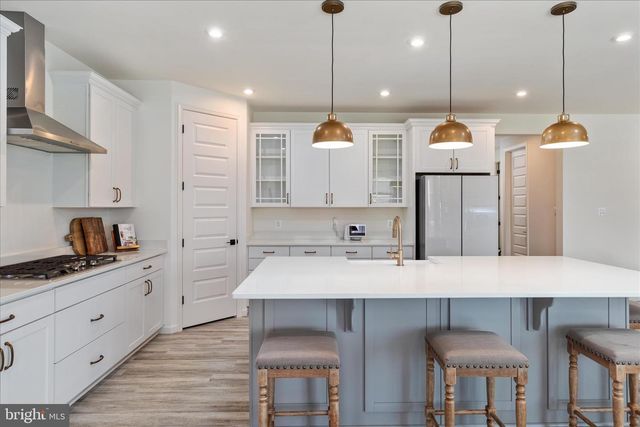108 NEVERMORE DR, Winchester, VA 22602