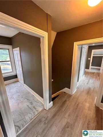 373 East High Street, Hellertown Boro, PA 18055