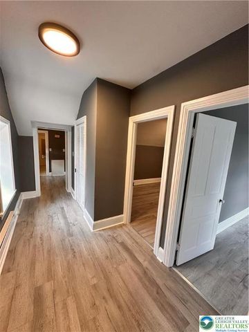 373 East High Street, Hellertown Boro, PA 18055