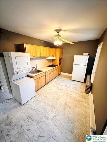 373 East High Street, Hellertown Boro, PA 18055